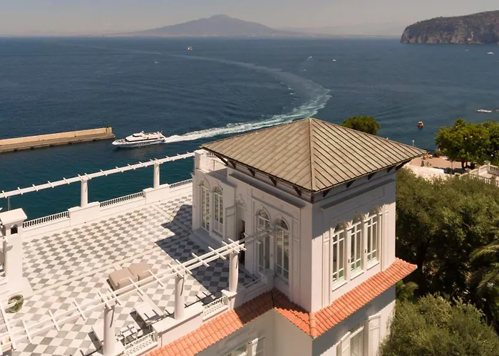 Selene By My Collection Vila *