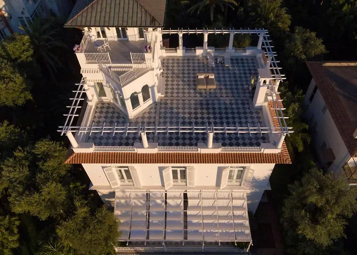 Selene By My Collection Vila *